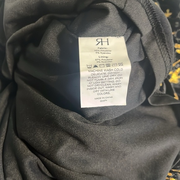 NWT Gorgeous Rihoa’s Velvet Black and Gold Mini Dress Large Zip Back - Picture 7 of 7